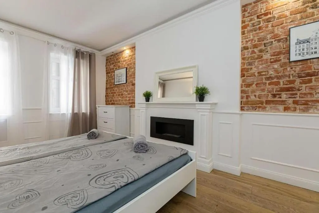 Central Wroclaw Apartment - City Center - Bright And Cozy - U11